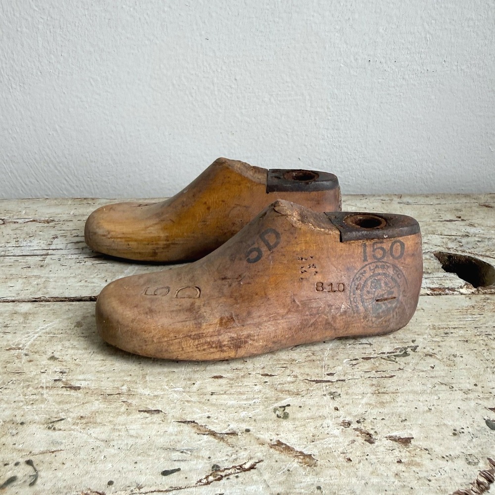 Vintage Morton Last Co Wooden Shoe Lasts Pair Size 5D Cobbler Molds Industrial